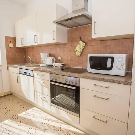 App Largo Apartment Nedeščina